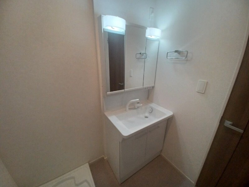 物件内観写真6　(同型タイプ画像)