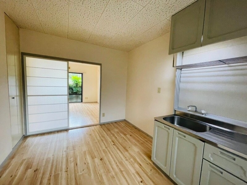 物件内観写真5　(同物件参照写真)