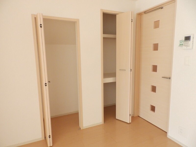 物件内観写真22　(同型タイプ)