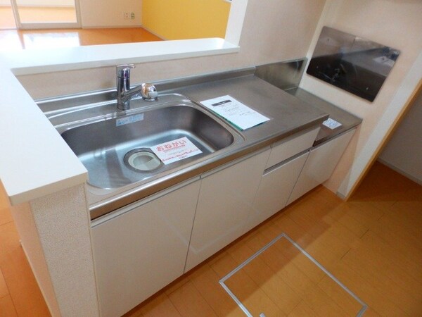 キッチン(同型参考写真)