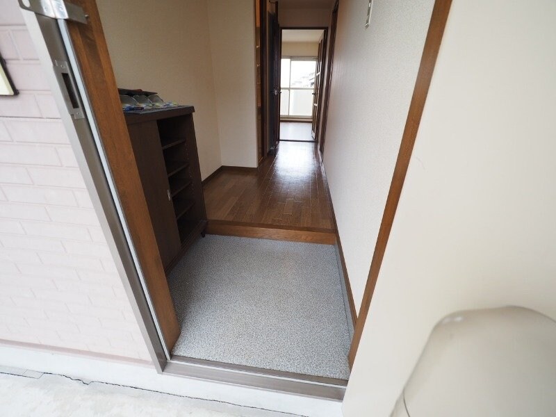 物件内観写真6　(別部屋反転写真です)