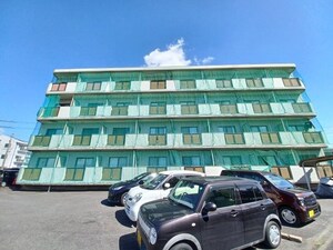 コーポバロン中野外観写真