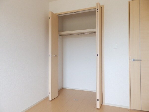 収納(同タイプの部屋写真です)