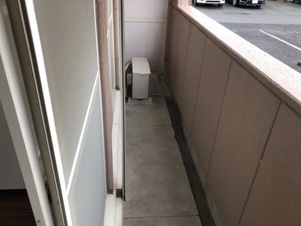 バルコニー(同型タイプの写真です)