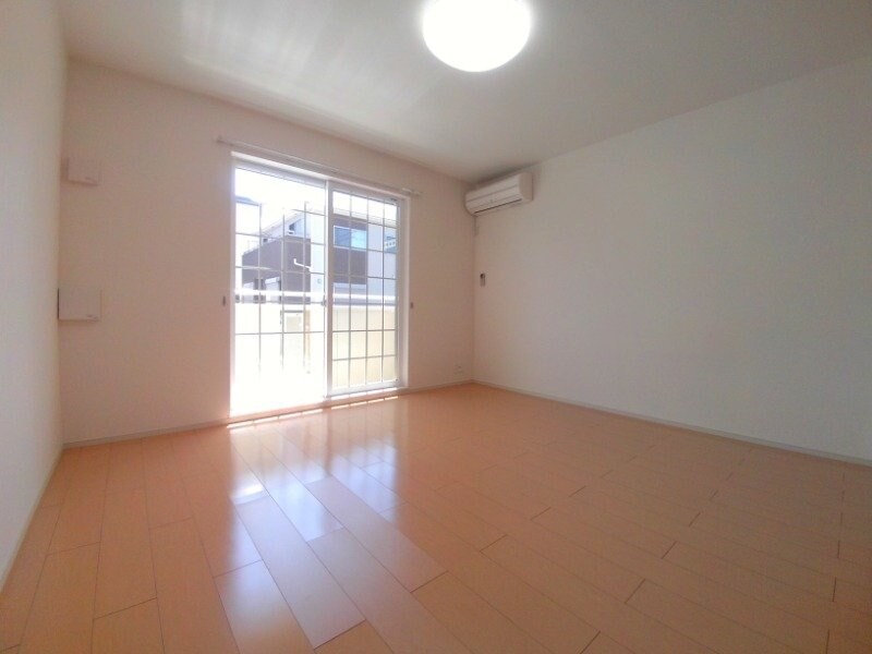 物件内観写真7　(同型反転写真)