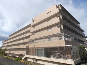 ブロッサムガーデン利平治外観写真