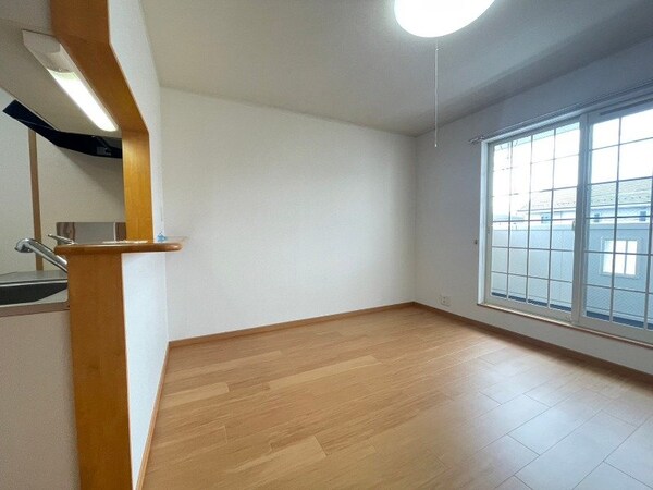 居室・リビング(同型参考写真)