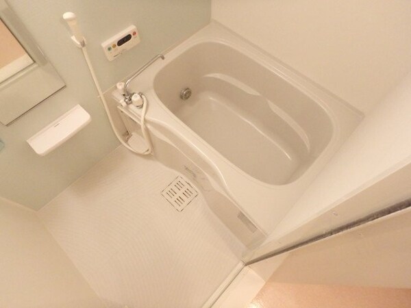 バス／シャワールーム等(同型参考写真)