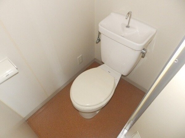 トイレ(同建物の別部屋写真です)