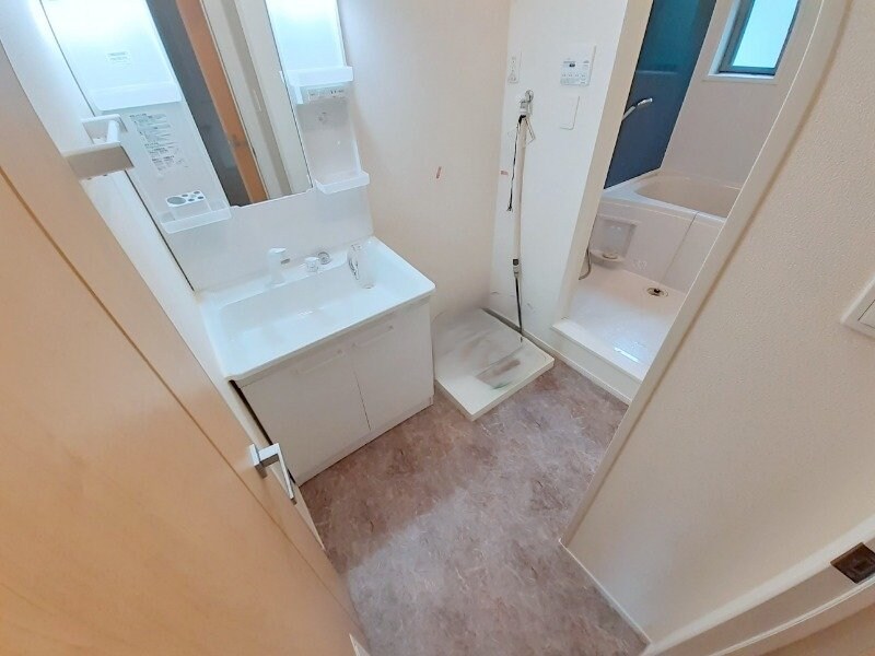 物件内観写真11　(同型参考写真)