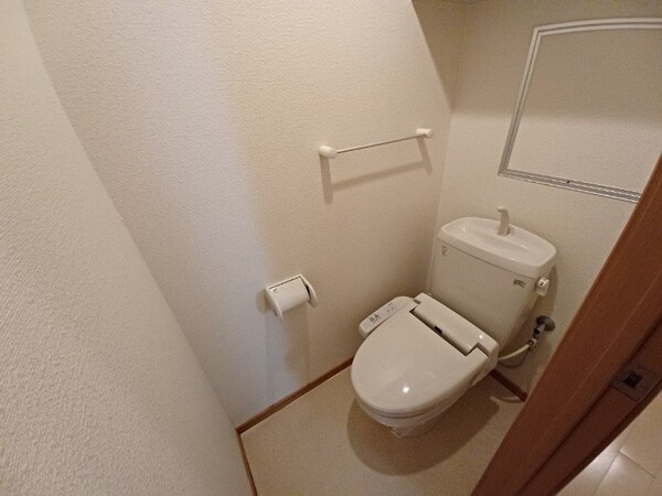 トイレ(同タイプの部屋写真です)