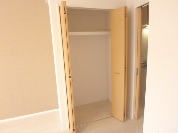 収納(同タイプの部屋写真です)