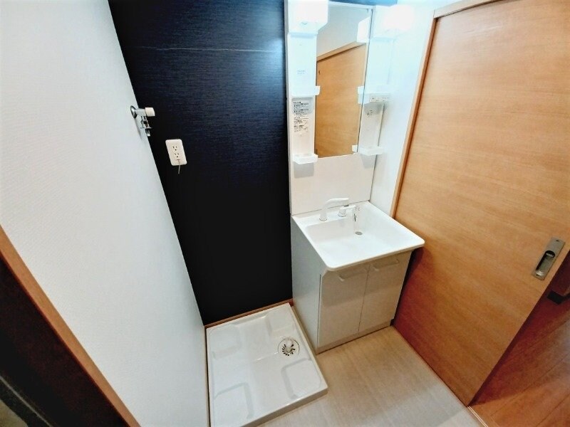 物件内観写真12　(同じ物件、別部屋の写真です。)