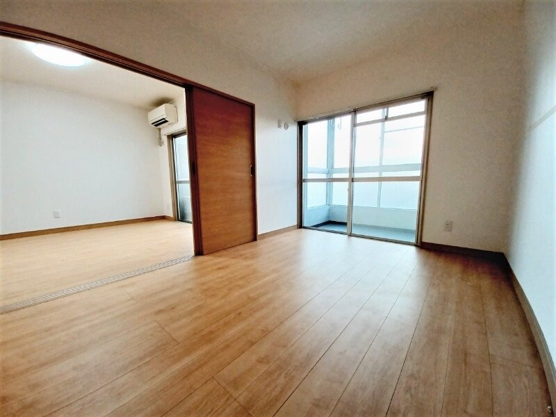 物件内観写真18　(同じ物件、別部屋の写真です。)