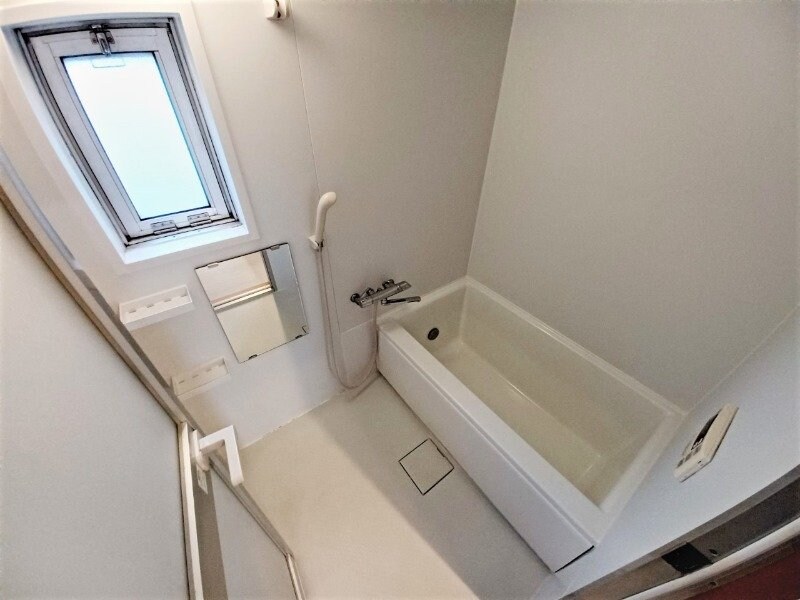 物件内観写真21　(同じ物件、別部屋の写真です。)