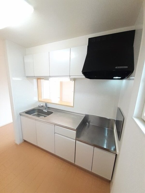 キッチン(同型部屋写真です。)