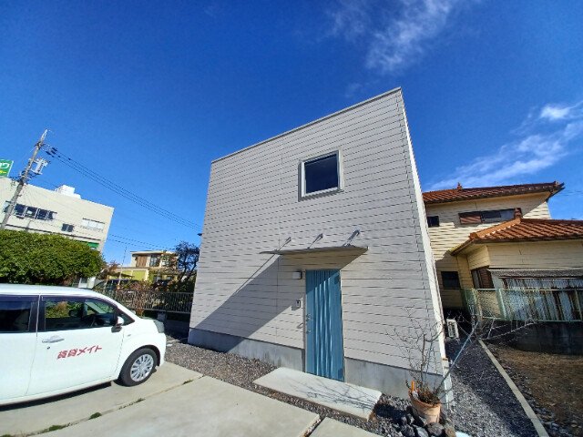万町津一戸建て
