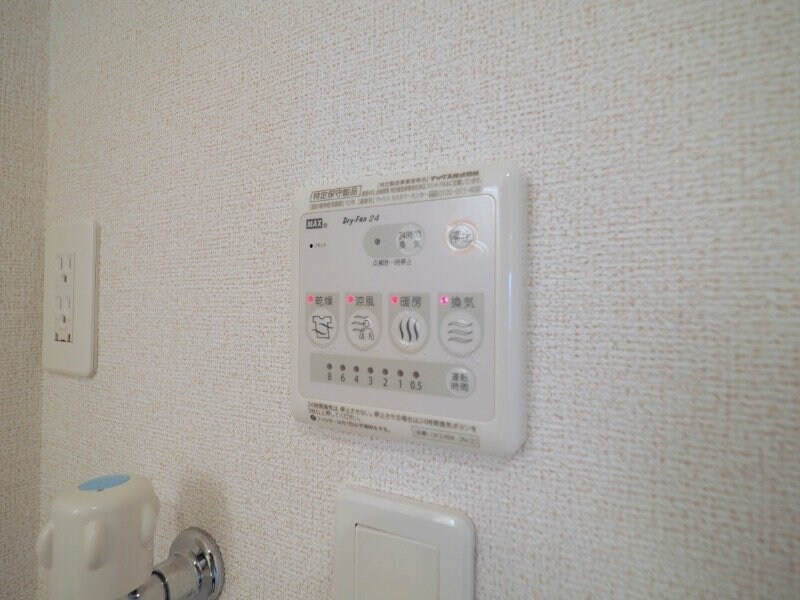 物件内観写真24　(同型別室のお写真です)