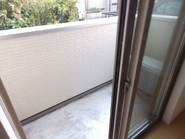 バルコニー(同物件別室タイプ)
