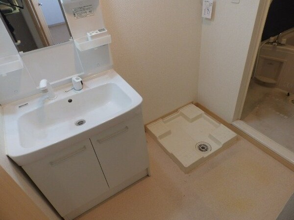 洗面所(同タイプ部屋写真です。)