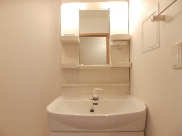 物件内観写真11　(同型参考写真)