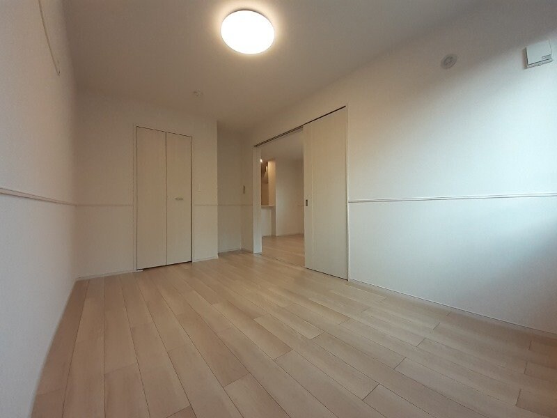 物件内観写真13　(同型別室のお写真です)