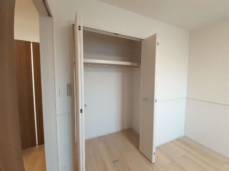 物件内観写真19　(同型別室のお写真です)