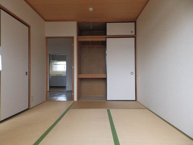 物件内観写真6　(その他部屋・スペース-和室)