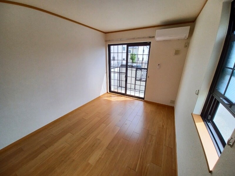 物件内観写真5　(同型タイプのものです)