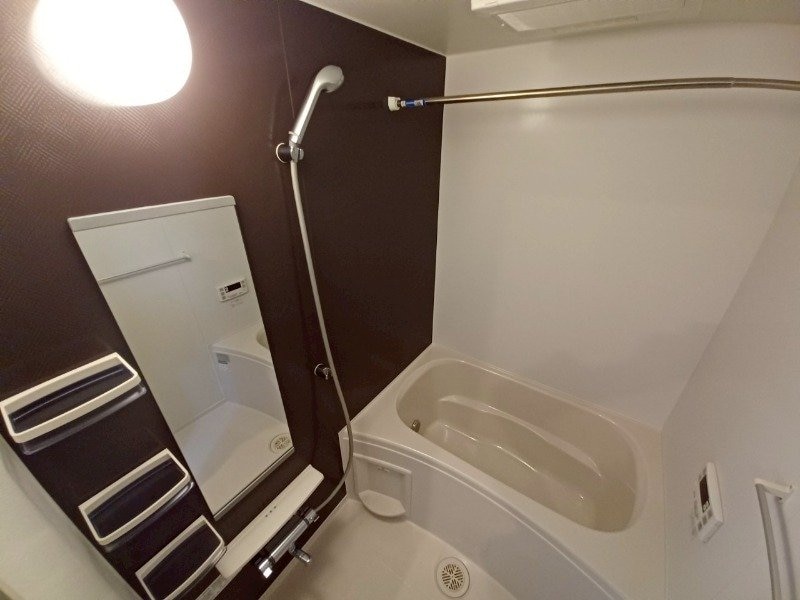 物件内観写真8　(同型反転写真)