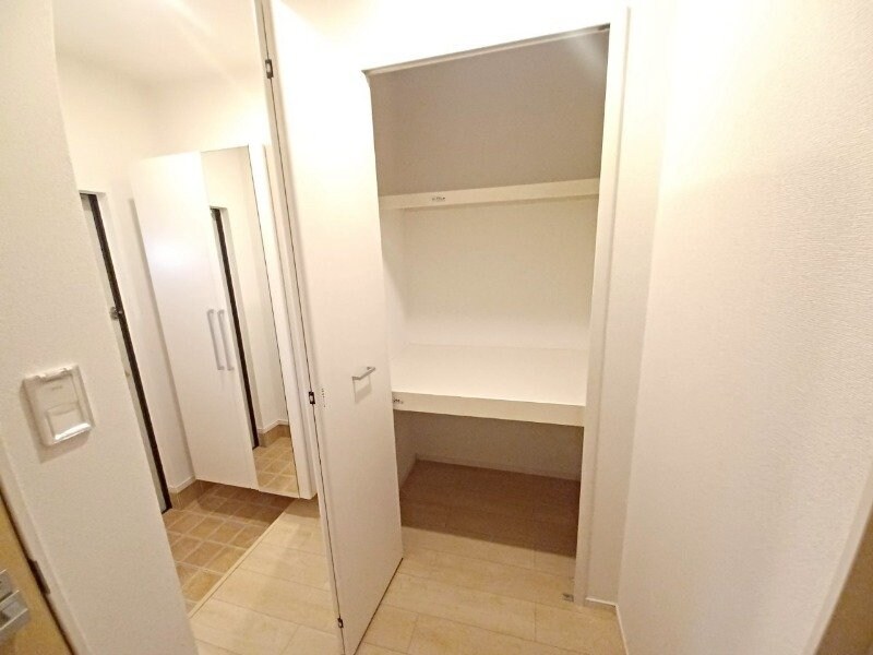 物件内観写真24　(同型反転写真)