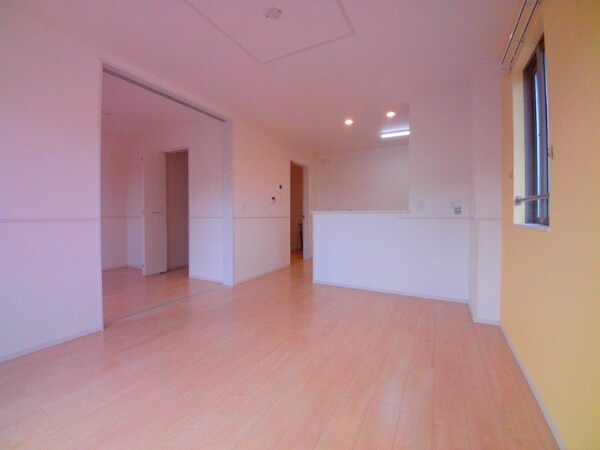 居室・リビング(同型タイプの画像です)