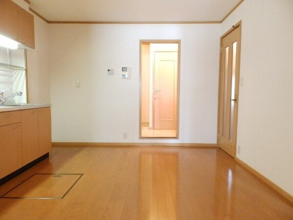 その他部屋・スペース(同型反転タイプの画像です)