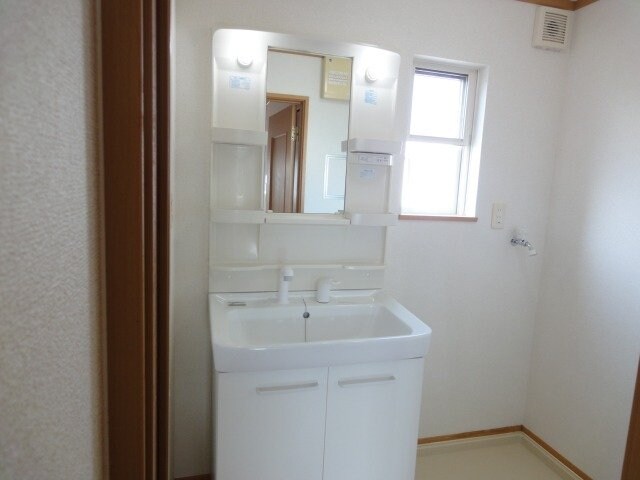 物件内観写真9　(同型反転タイプのお写真です)