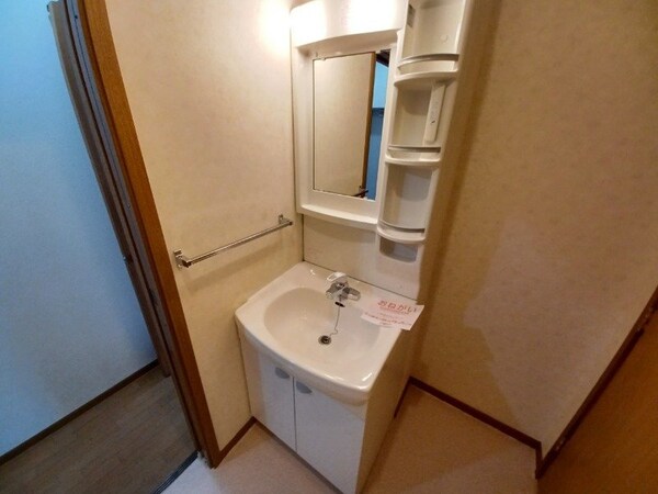 洗面所(同物件別部屋のお写真です。)