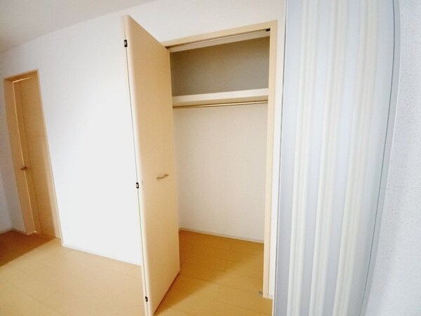 収納(同タイプ部屋写真です。)