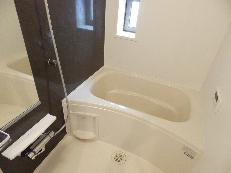 物件内観写真10　(同型参考写真)