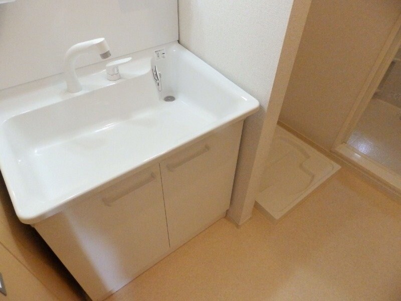 物件内観写真11　(同型参考写真)