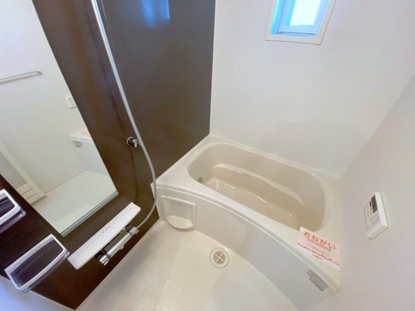 バス／シャワールーム等(同型部屋写真です。)