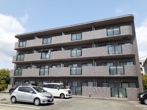 中川ファーストマンションⅢ外観写真
