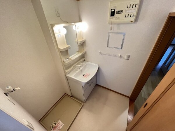 洗面所(別部屋参考写真です)