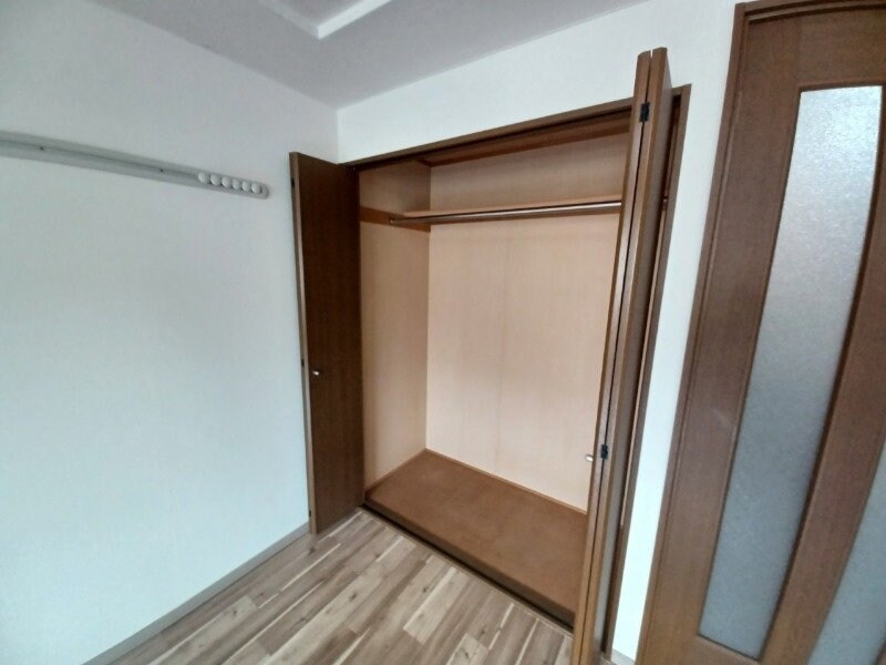 物件内観写真9　(同物件別室写真)