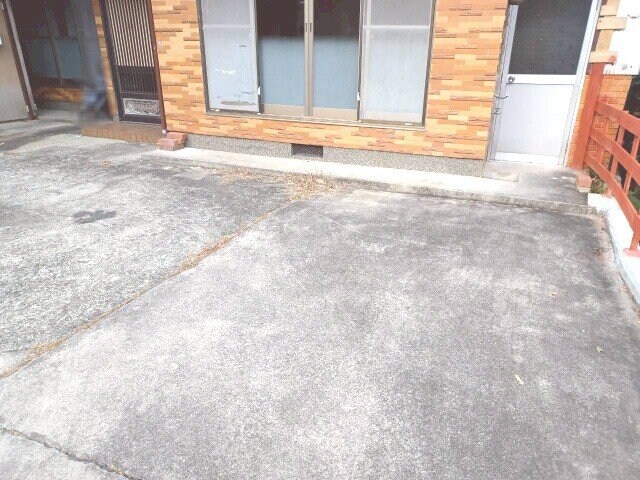 物件外観写真4　