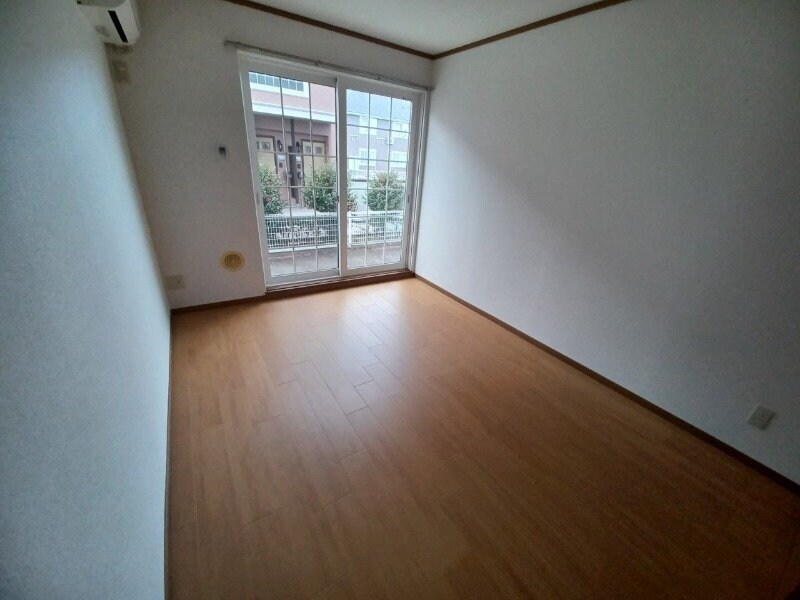 物件内観写真8　(同型参考写真)