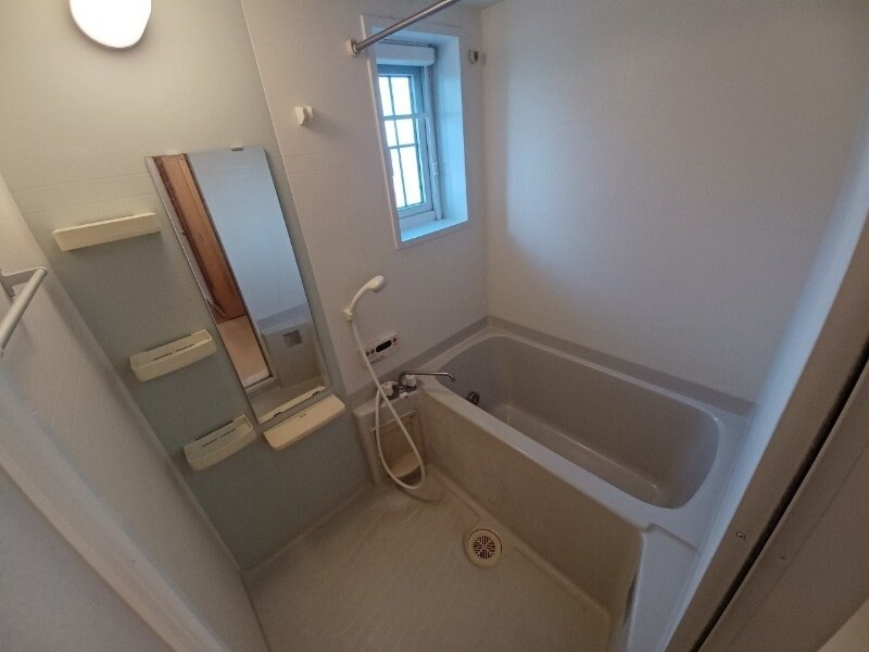 物件内観写真8　(同型反転タイプです)