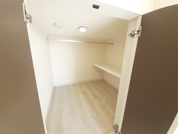 収納(同タイプのお部屋の参考写真です。)