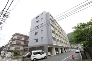 エル・セレーノ山科外観写真