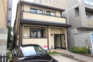 フォレストメゾン知恩院前外観写真