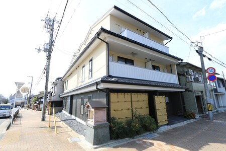 プルミエール東山七条外観写真