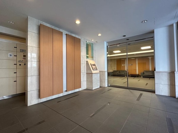 ロビー・ラウンジ